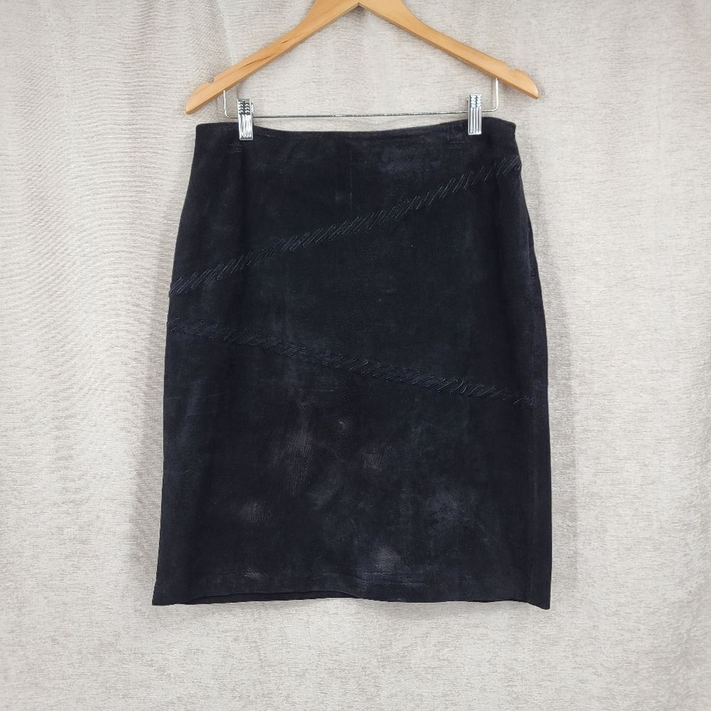 Sonoma Vintage 90s Black Suede Leather Women's Skirt With Suede Braided Design